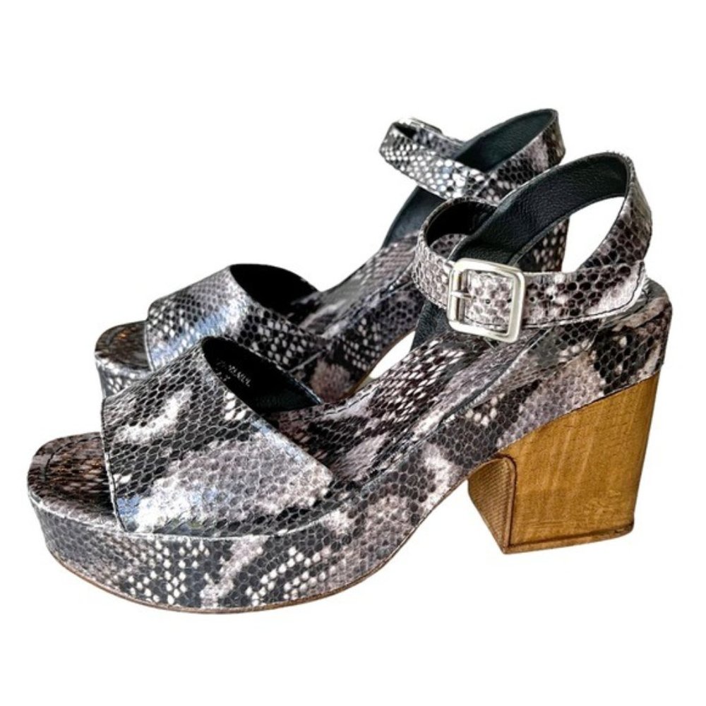 Topshop Chunky Platform Heel Sandals Snakeskin Gray Made in Italy US Size 9 - Picture 8 of 8